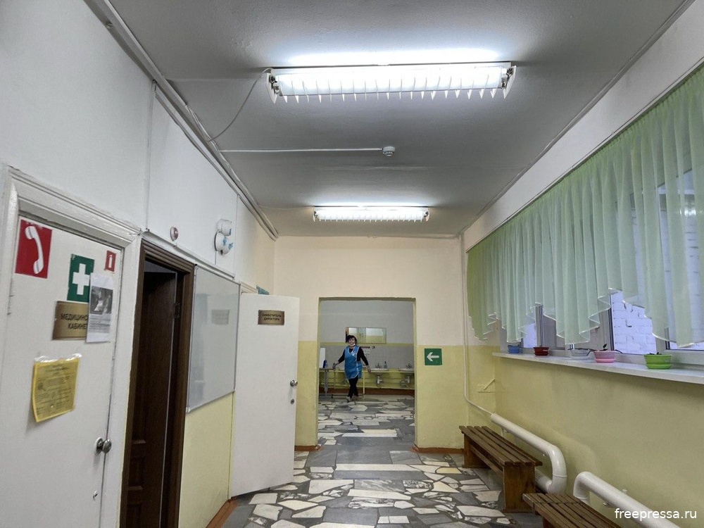  Ртутные лампы в школе с.Кашино Свердловской области